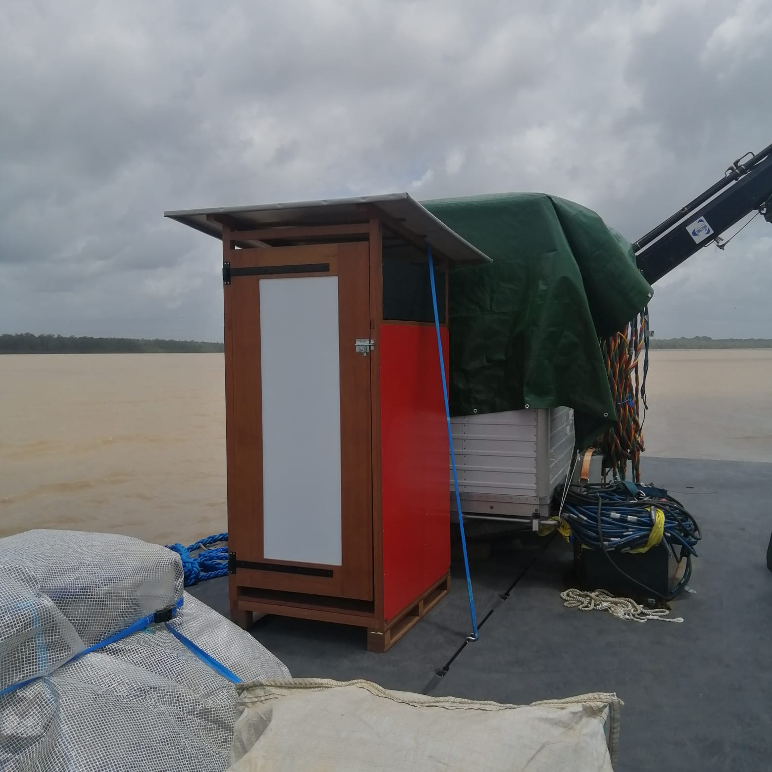 Toilette sèche mobile Ebeno Bwa - chantier BTP